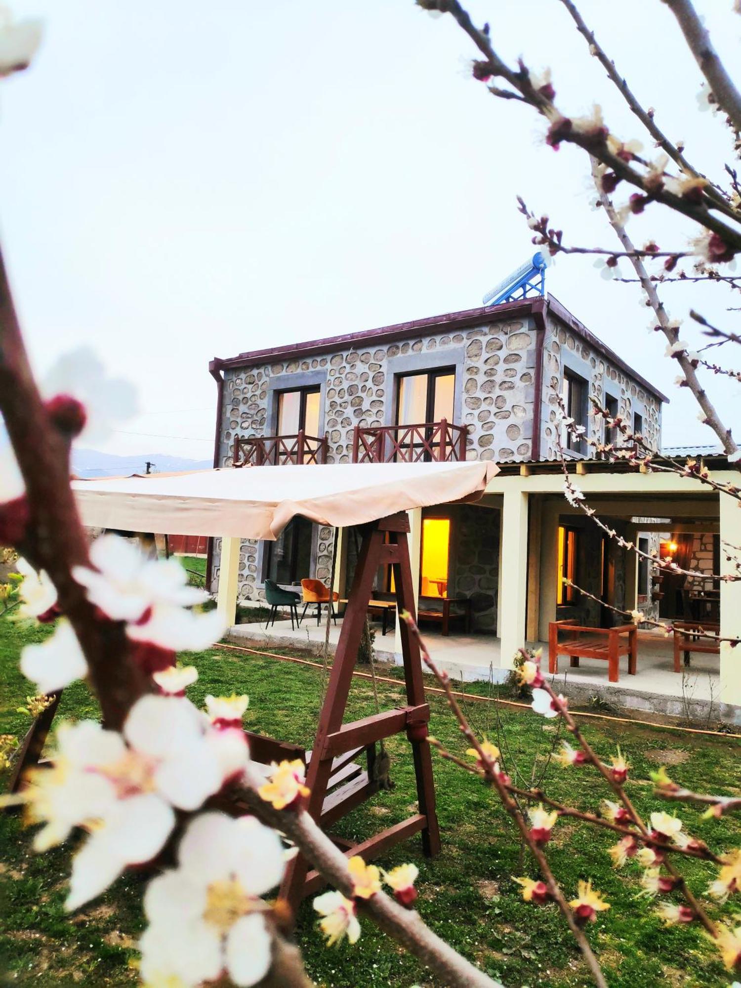 Old Tatev Guesthouse Buitenkant foto